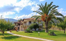 Maria - Pavlos Studios And Apartments